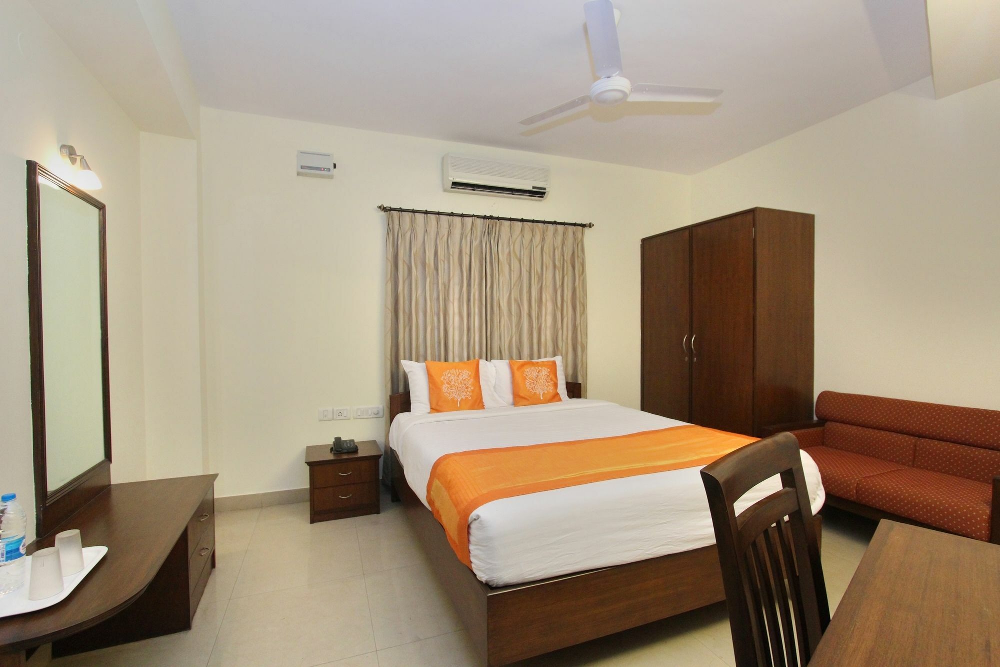 Hotel O Abhimaani Comforts Bangalore Esterno foto