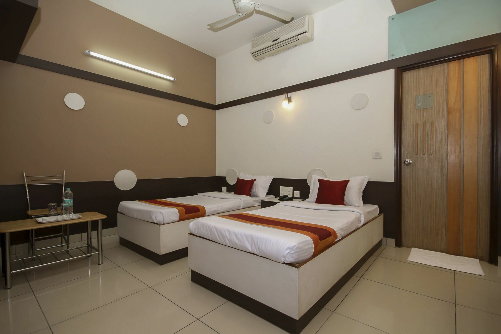 Hotel O Abhimaani Comforts Bangalore Esterno foto